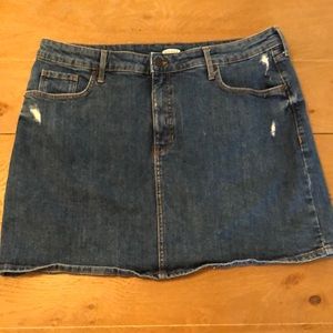 💃🏻OLD NAVY DENIM SKIRT (SIZE 16)